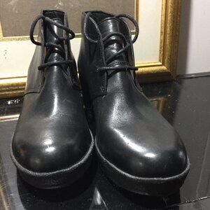 CLARKS ORIGINALS LEATHER PLATFORM ANKLE BOOTS SIZE 10